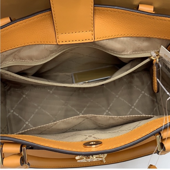 Michael Kors Hamilton Medium Leather Satchel NWT - Picture 11 of 15